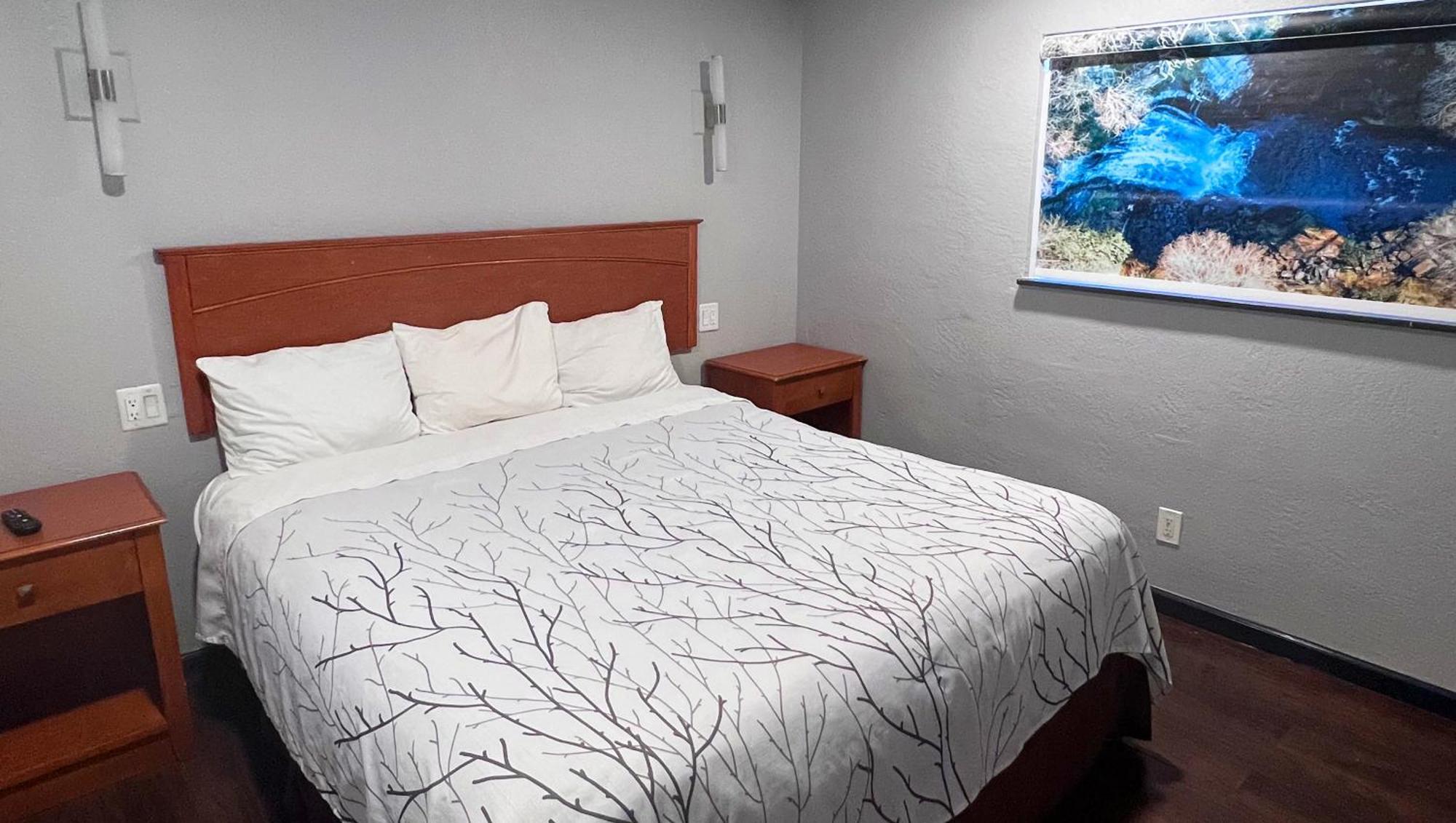 Anchorage Inn Lakeport Ngoại thất bức ảnh