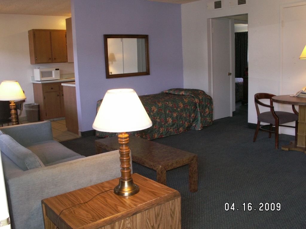 Anchorage Inn Lakeport Phòng bức ảnh
